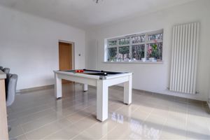 Kitchen/Diner- click for photo gallery